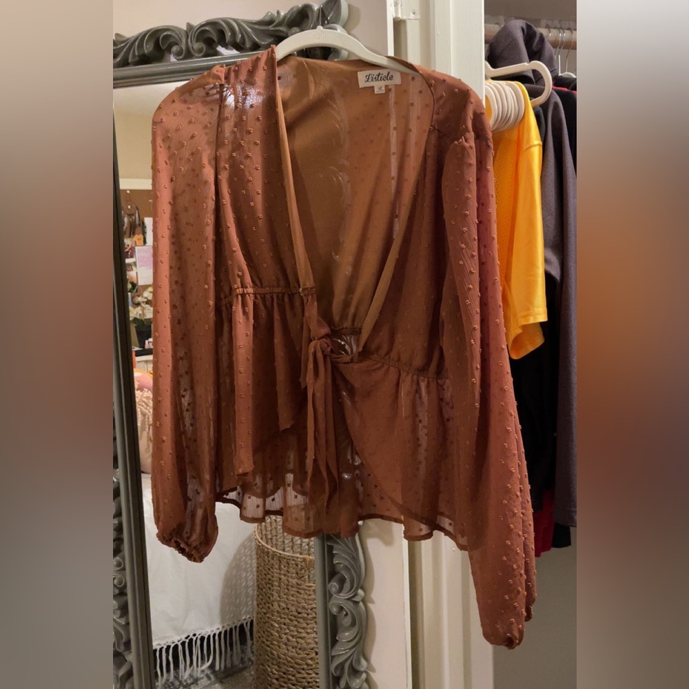 Listicle rust colored wrap